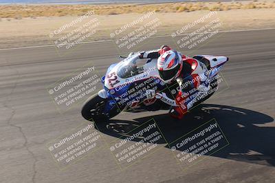 media/Dec-18-2022-SoCal Trackdays (Sun) [[8099a50955]]/Turn 4 Inside (10am)/